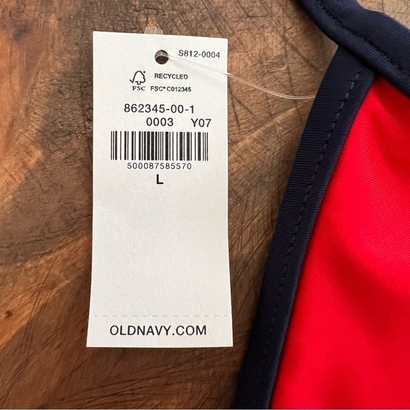 NWT! Old Navy Americana Two-Tone Red & Blue Triangle Bikini Top. Size Large. - Picture 7 of 8